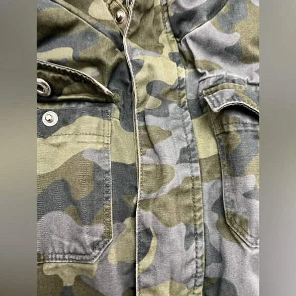 Cat & Jack Parka style coat for little girls size small camouflage - Picture 6 of 7